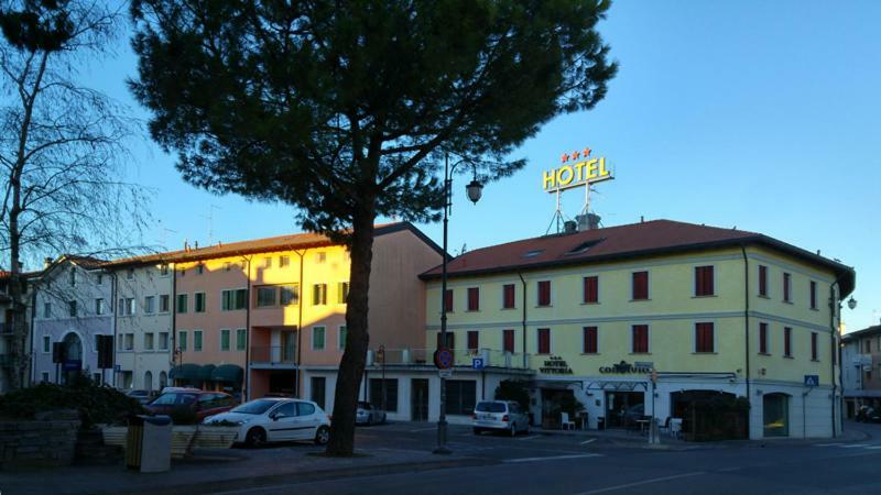 Hotel Vittoria San Giórgio di Nogaro Exterior foto